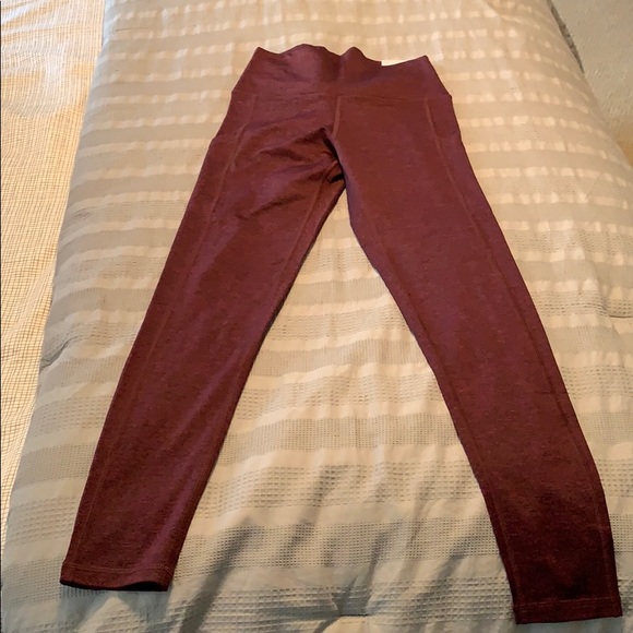 American Eagle Outfitters Pants - NWT American Eagle Feel Cozy Leggings American Eagle Outfitters Pants - NWT American Eagle Feel Cozy Leggings